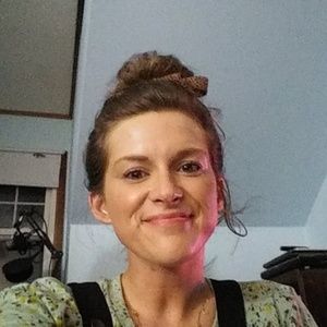 Meet your Posher, Annie